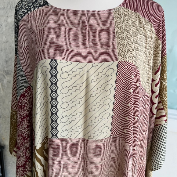 0026/ Red Black Color Poncho with fringed, Batik Poncho - Picture 5 of 6